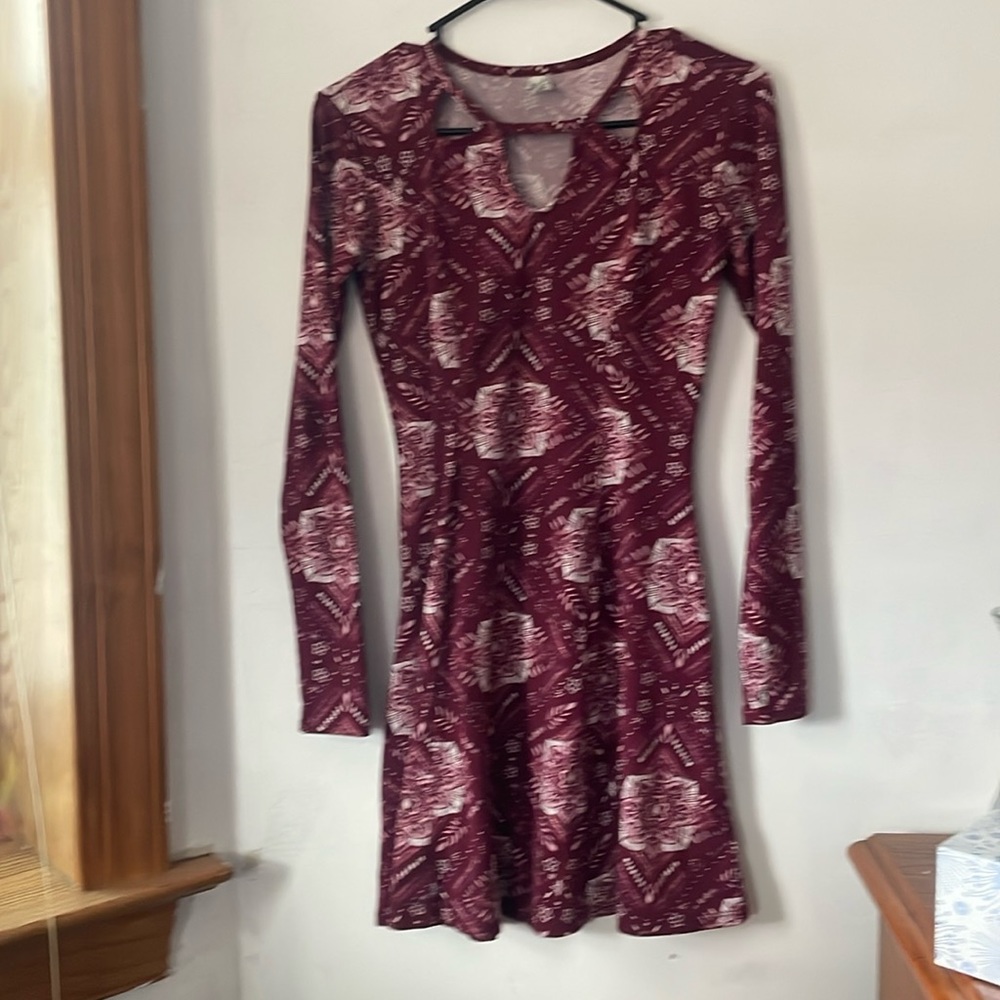 Xs red dress